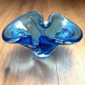 Venetian Heavy blue sculptural art glass bowl Sommerso - ribbed body Murano 1960